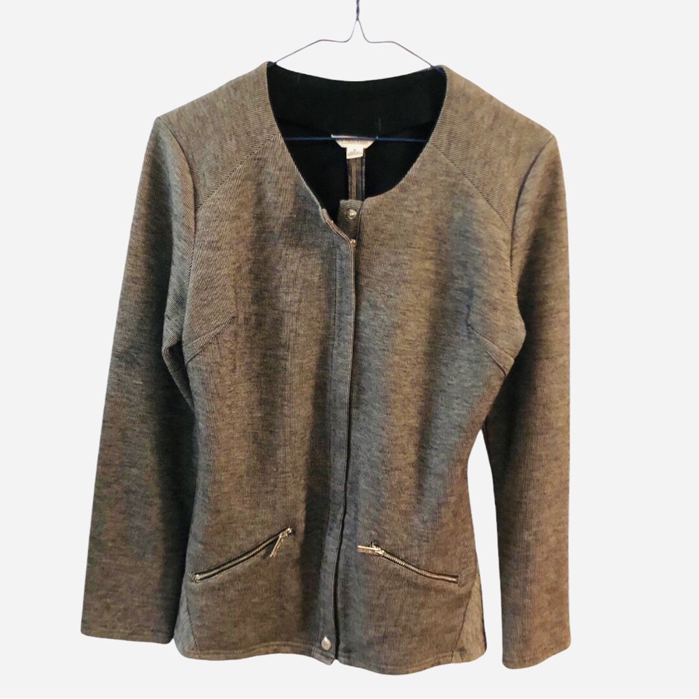 Vintage Calvin Klein Womanʻs size medium grey blazer/jacket